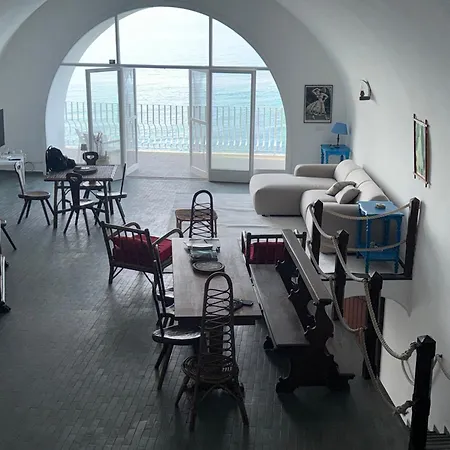 Panoramico Sull'affaccio Raf Vallone Feriehus *